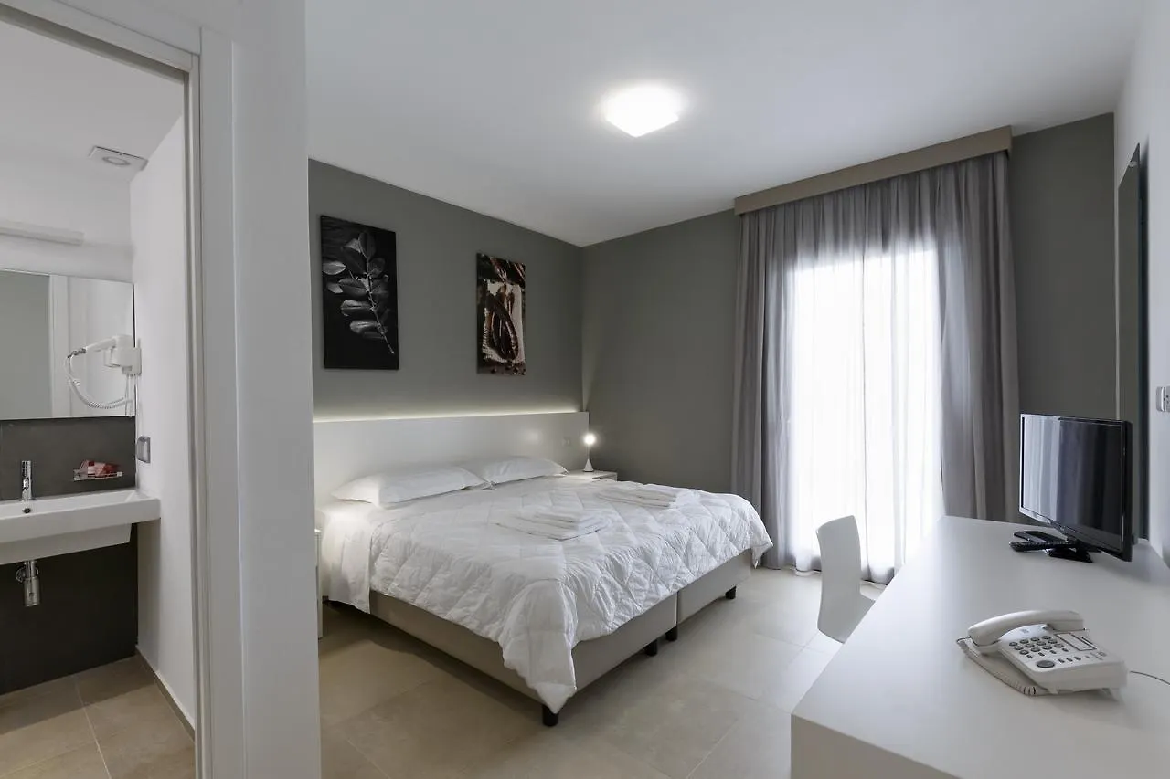 Southeast Hotel Chiaramonte Gulfi